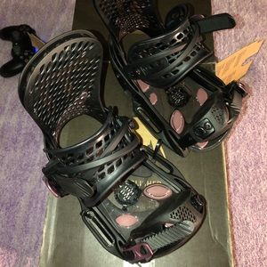 Burton Escapade EST Bindings BRAND NEW